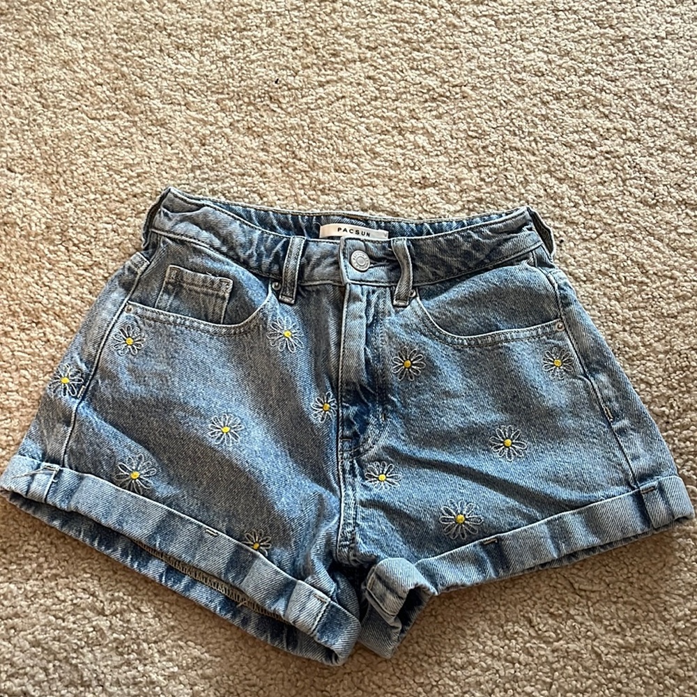 PacSun Floral Mom Short